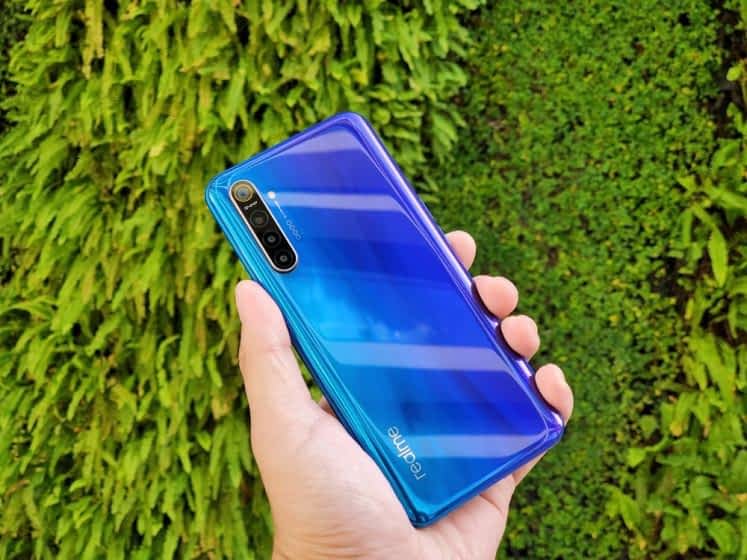 Realme XT 6400万画素四镜头鹰眼猛兽 主打越级体验
